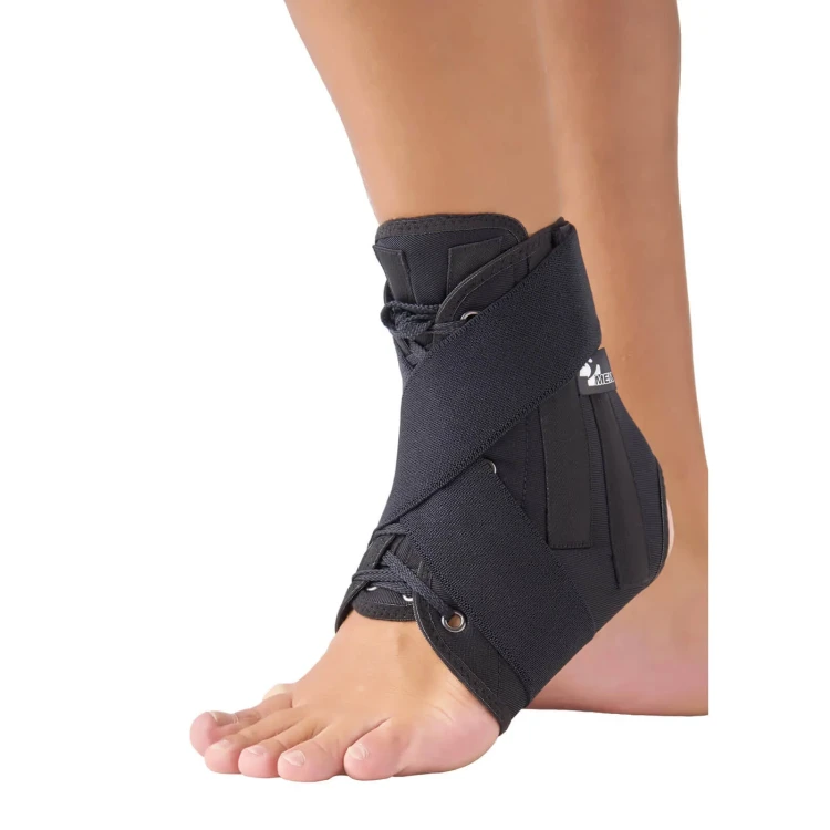 orteza-stawu-skokowego-sznurowana-mocna-stabilizator-kostki-MEK-9003-001.webp