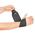 Stabilizator-nadgarstka-opaska-uciskowa-kompresyjna-MEK-bezowa-uniwersalna-3.webp