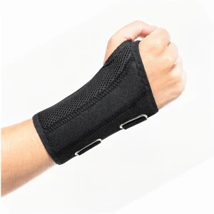 Orteza na nadgarstek MEK 6003 czarny stabilizator na rękę